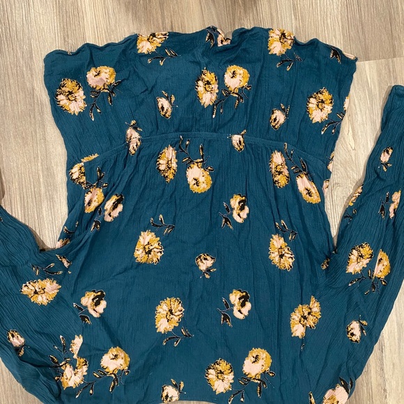 Peplum floral top - Picture 6 of 6